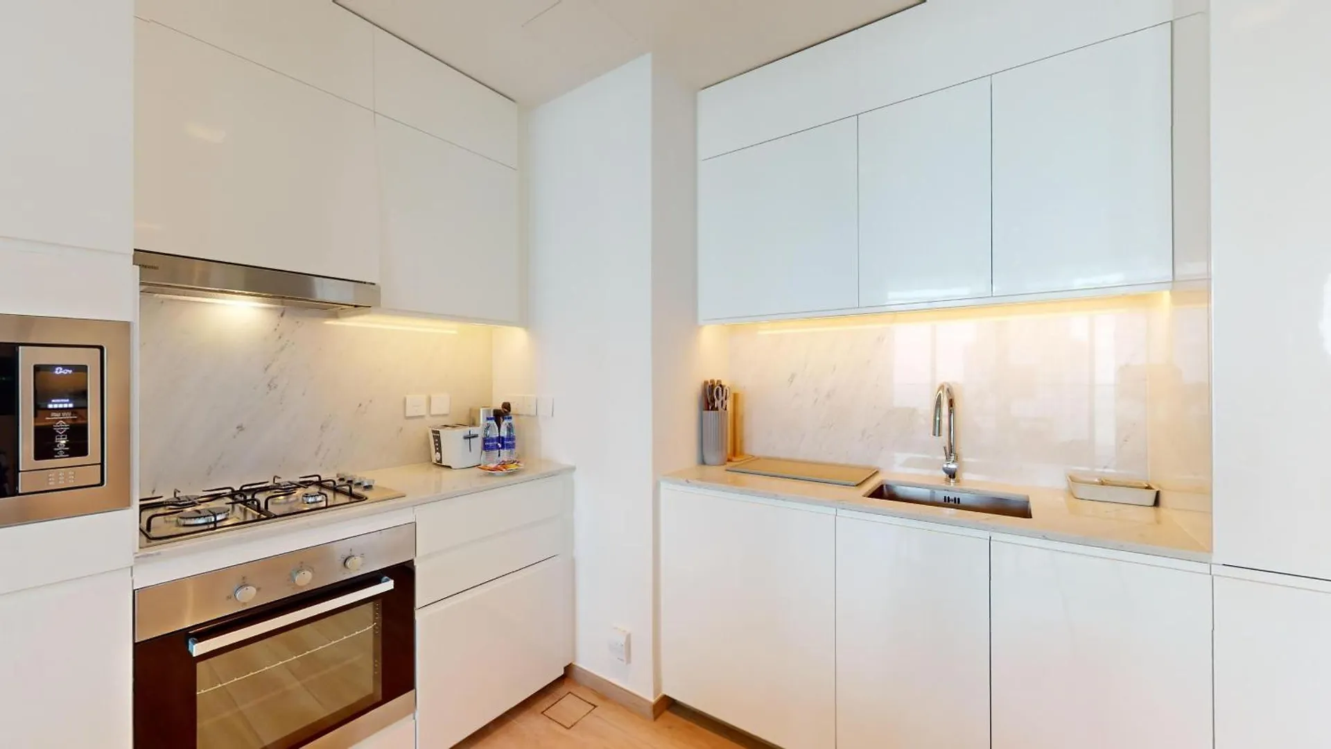 Apartment With 2 Bedroom In Ras Al Khor - Ντουμπάι 0*,